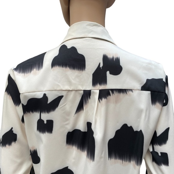 Shein Cream ling sleeve lightweight button down blouse size XS - Picture 4 of 12